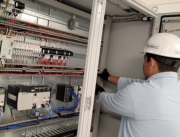 tecnico-en-servicio tecnico-en-servicio